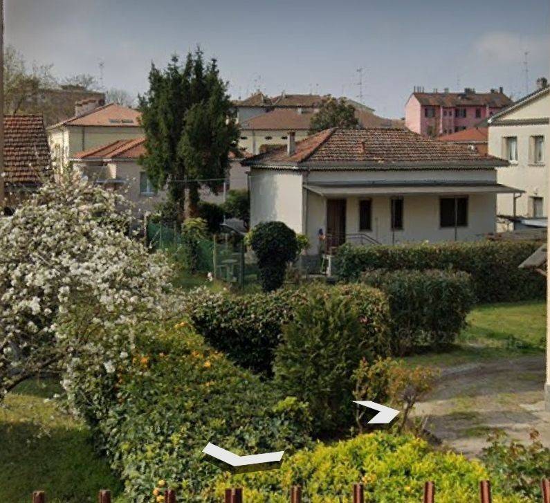Villa in in vendita da privato a Pavia via Case Basse di San Vittore