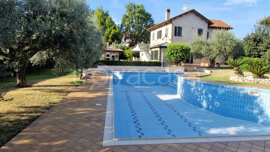 Villa in vendita ad Ascoli Piceno via dei Mutilati del Lavoro, 112O