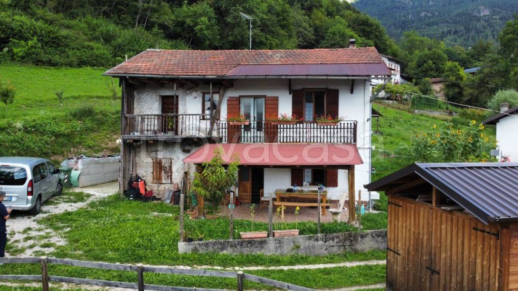 Casa Indipendente in in vendita da privato a Sovramonte frazione Servo