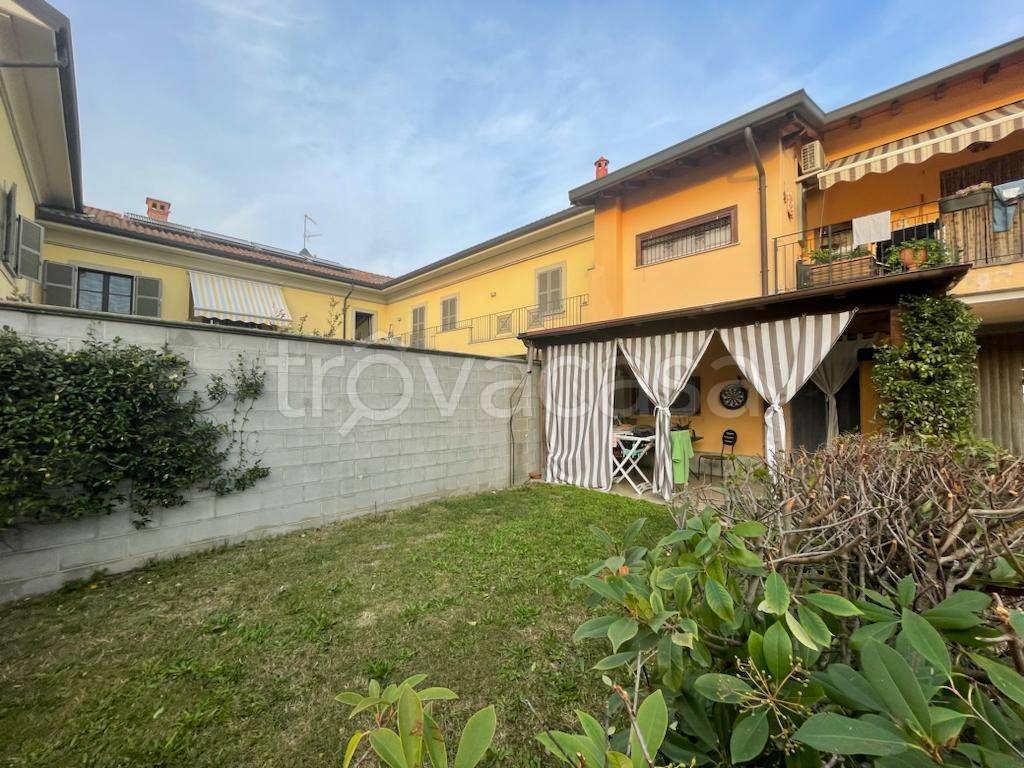 Appartamento in vendita a Boffalora sopra Ticino via Giuseppe Garibaldi