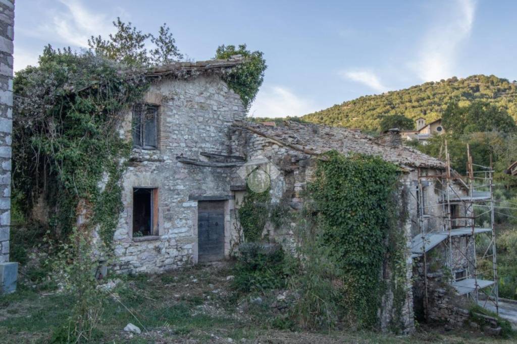Casa Indipendente in vendita a Cottanello via san biagio