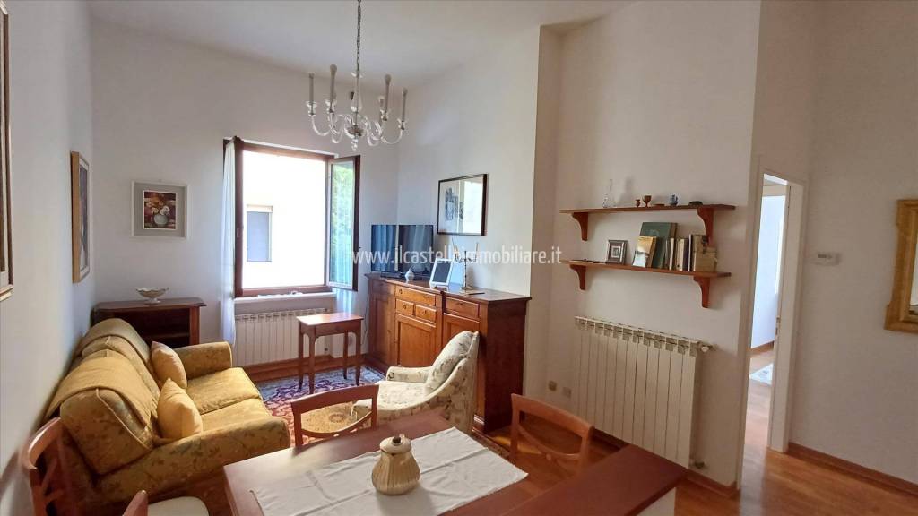 Appartamento in vendita a Sinalunga via Umberto I, 5