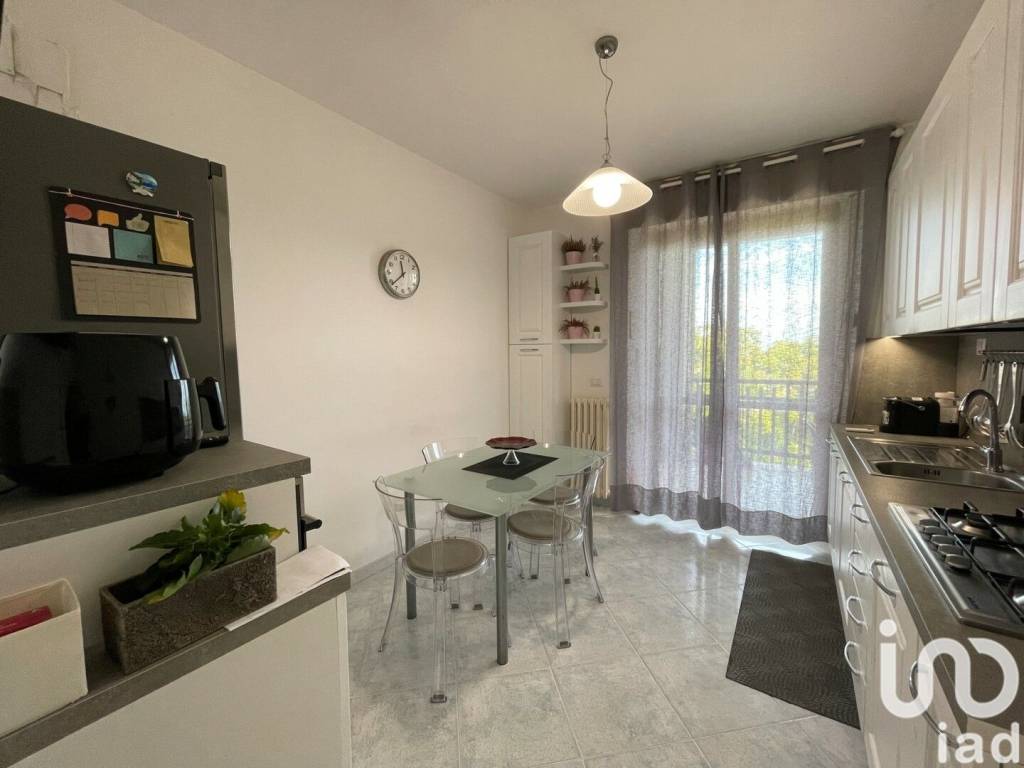 Appartamento in vendita a Montegranaro via adone zoli, 23