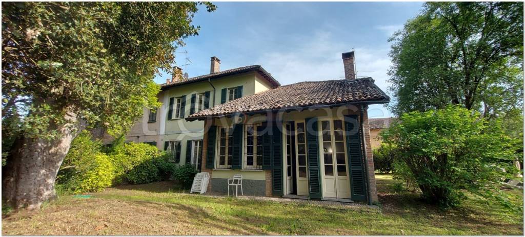 Villa in vendita a Cassinetta di Lugagnano cascina Piatti, 1