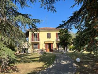 Villa in vendita ad alessandria via profumati, 23