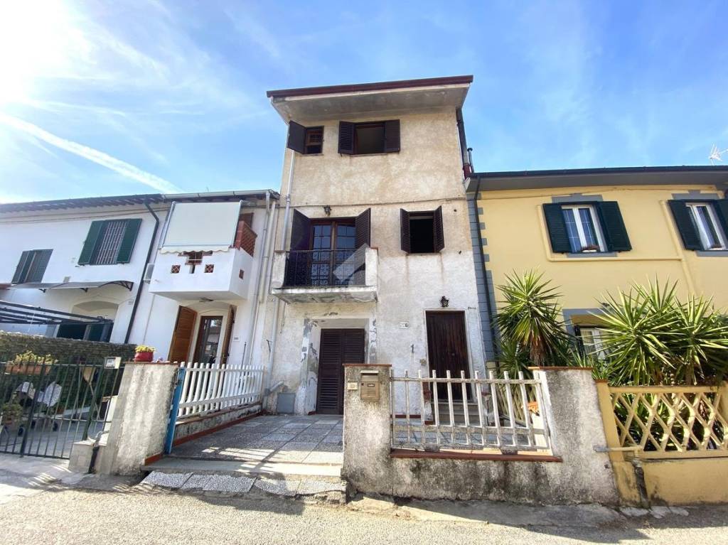 Appartamento in vendita a San Giuliano Terme via aurelia, 206