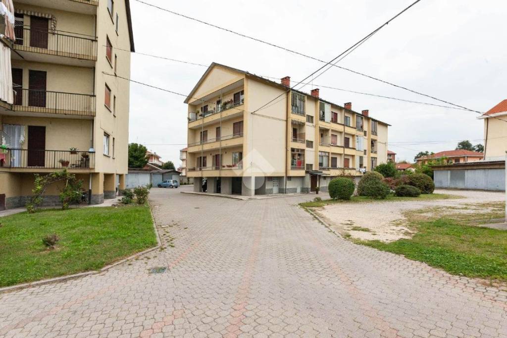 Appartamento in vendita a Ciriè via trieste, 46