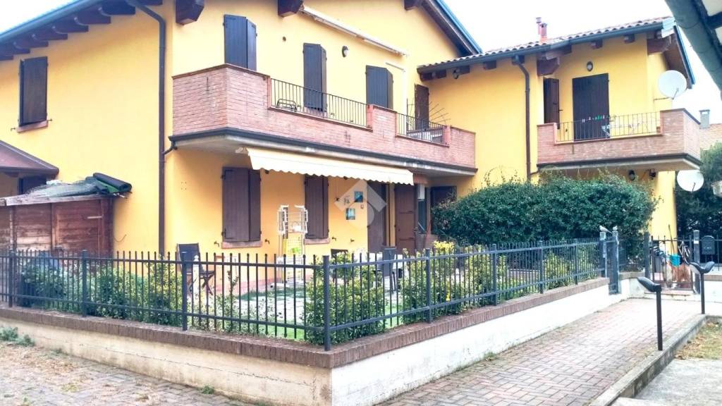 Appartamento in vendita a Molinella via Fiume Vecchio, 125