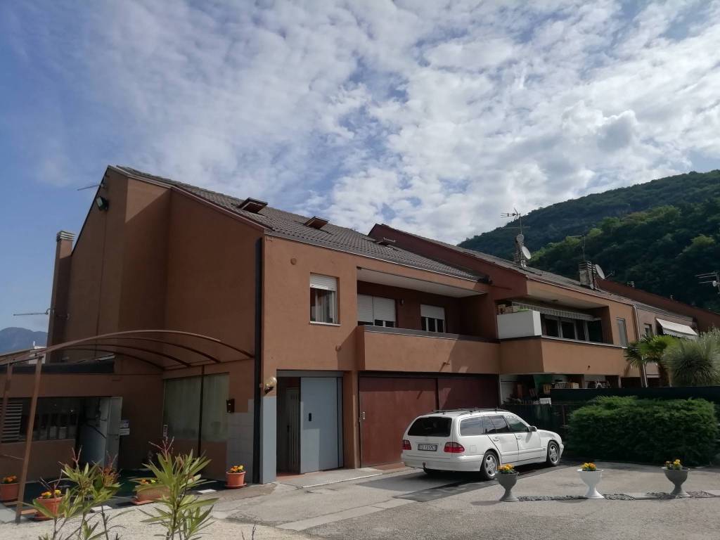 Villa Bifamiliare in vendita a Trento via san vincenzo s.n.c