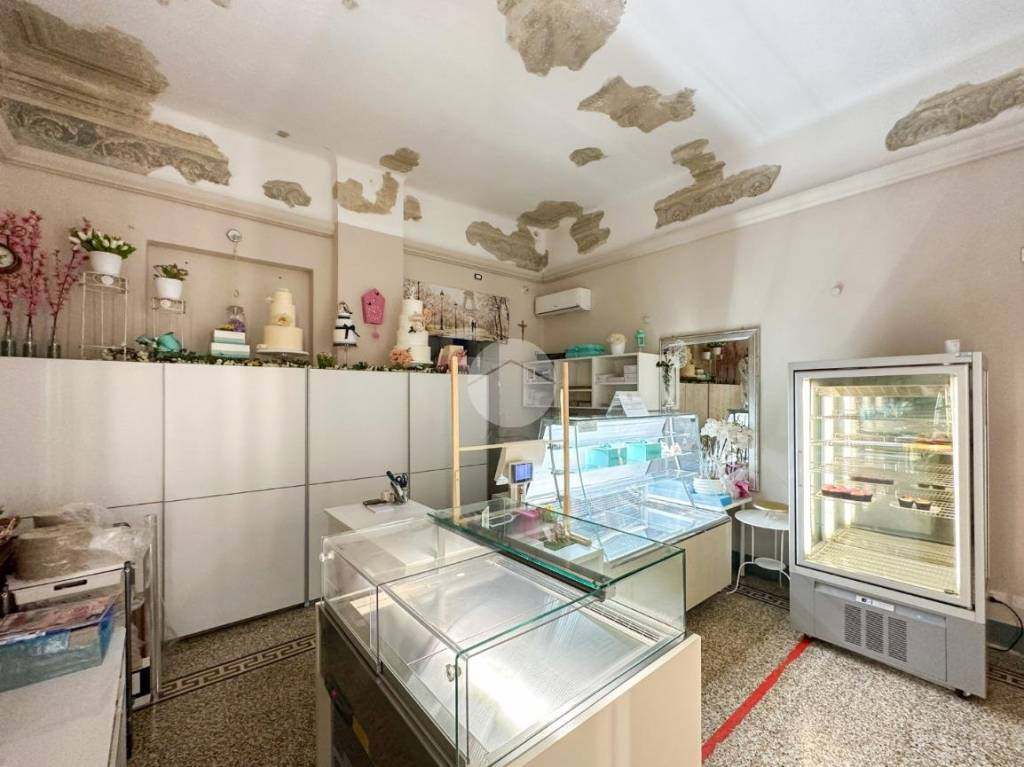 Pasticceria in vendita ad Asola via Giuseppe Mazzini, 54