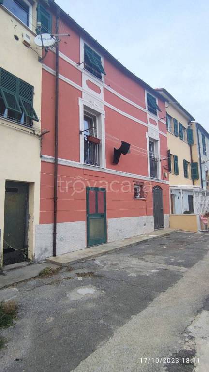 Appartamento in in vendita da privato a Genova via Campenave, 76