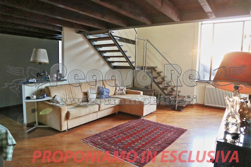 Appartamento in vendita a Vigevano corso della Repubblica, 19