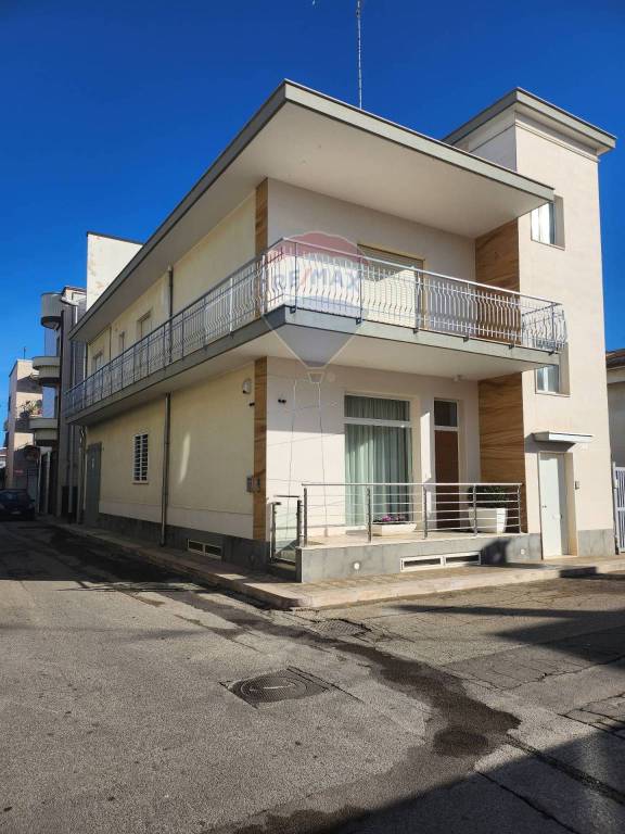 Appartamento in vendita a Bitritto cesare Battisti, 39