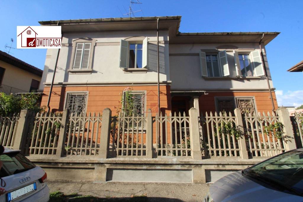 Villa Bifamiliare in vendita a Vercelli via Asmara, 15