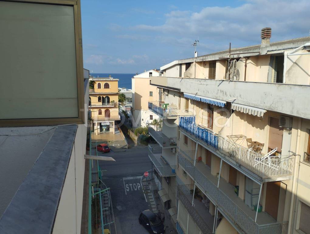 Appartamento in vendita a Scalea corso Mediterraneo, 255