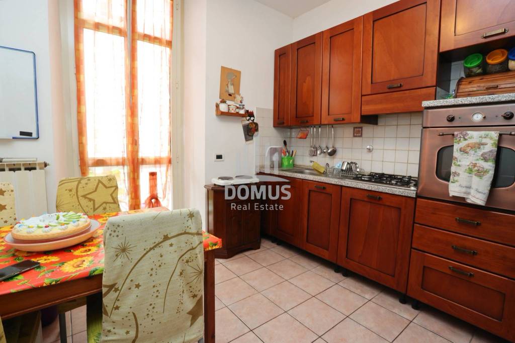 Appartamento in vendita a Torino via Caraglio, 57