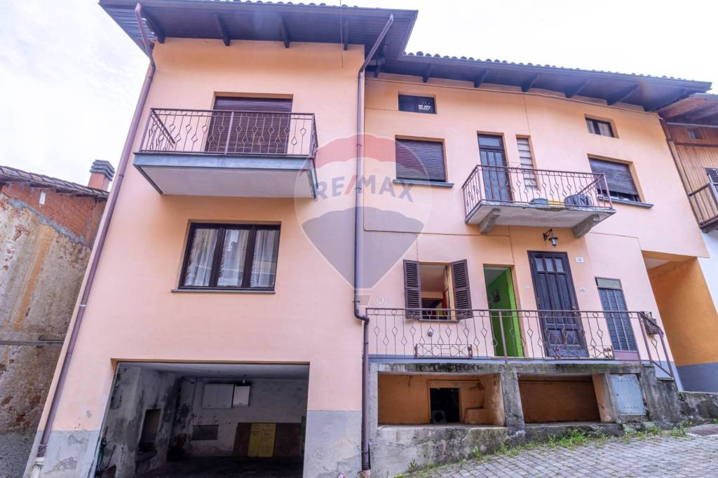 Villa a Schiera in vendita ad Andorno Micca strada degli Eremiti, 34
