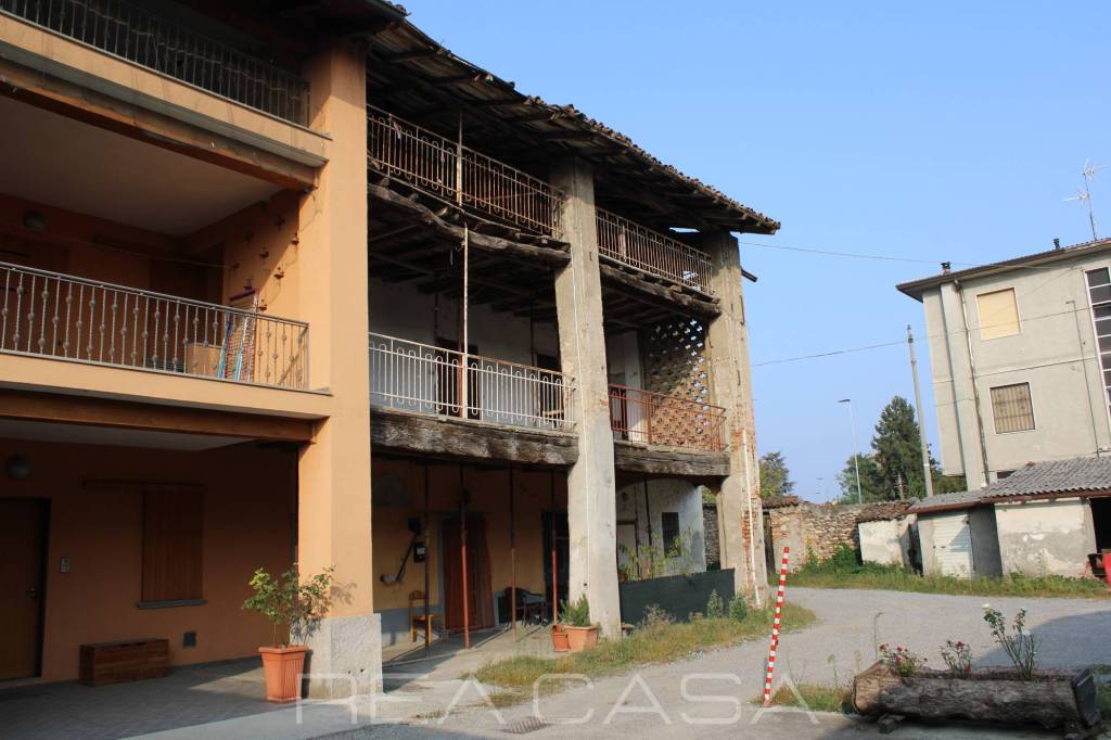 Appartamento in vendita a Canonica d'Adda via Giuseppe Verdi