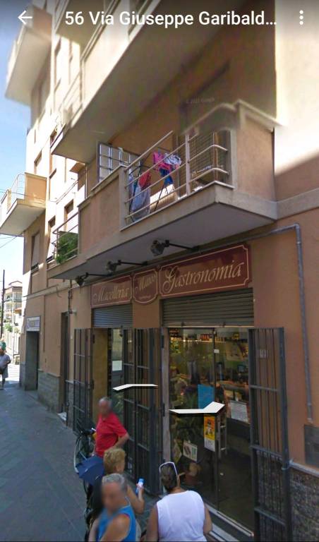 Negozio Alimentare in in affitto da privato a Pietra Ligure via Giuseppe Garibaldi, 60