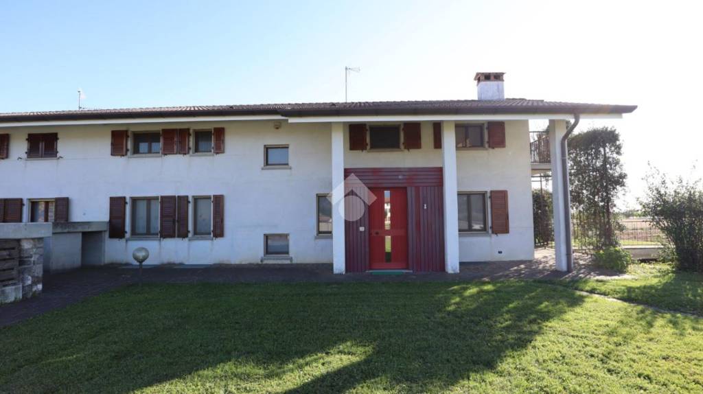 Villa in vendita a Tricesimo via Monte Grappa, 07