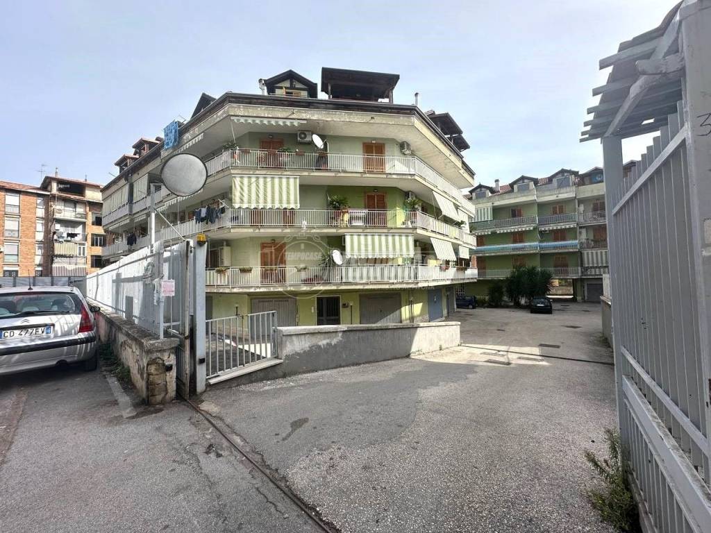 Appartamento in vendita a Giugliano in Campania via Domenico Morelli