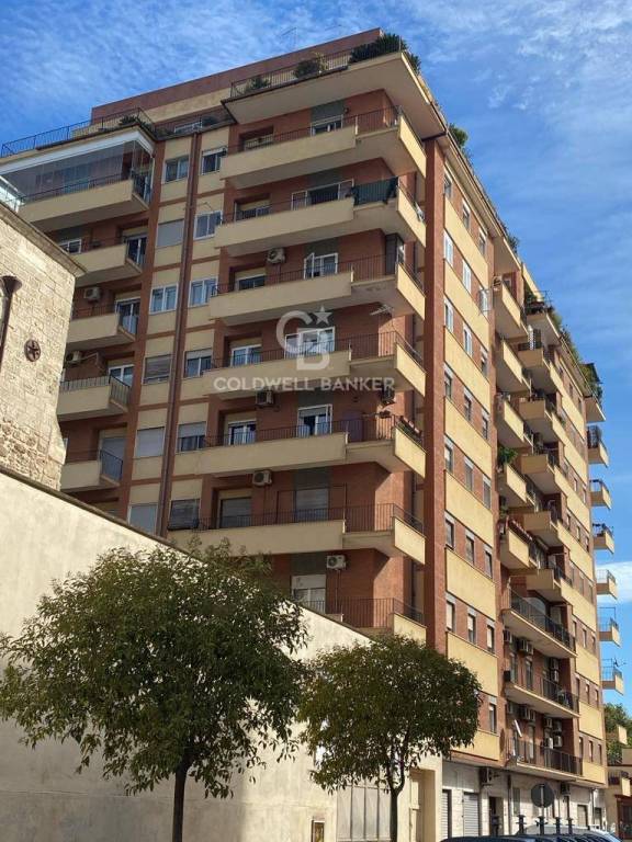 Appartamento in vendita a Taranto via Luigi Viola, 10