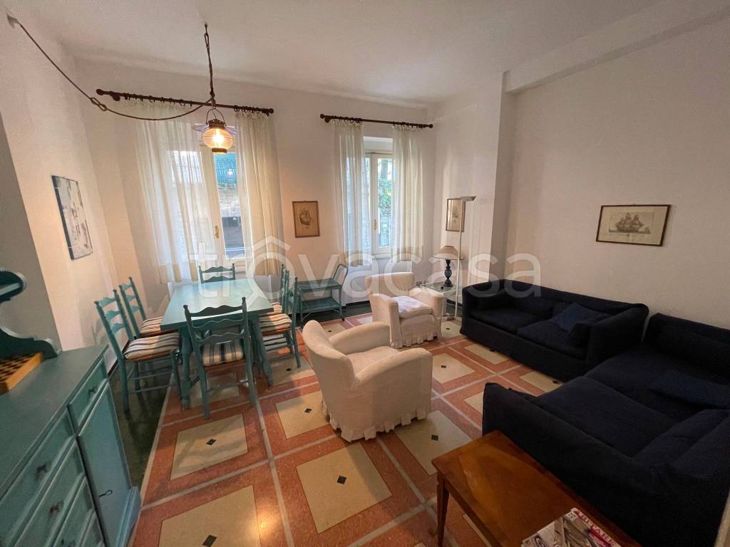 Appartamento in vendita a Santa Margherita Ligure via Isabella Costa, 3
