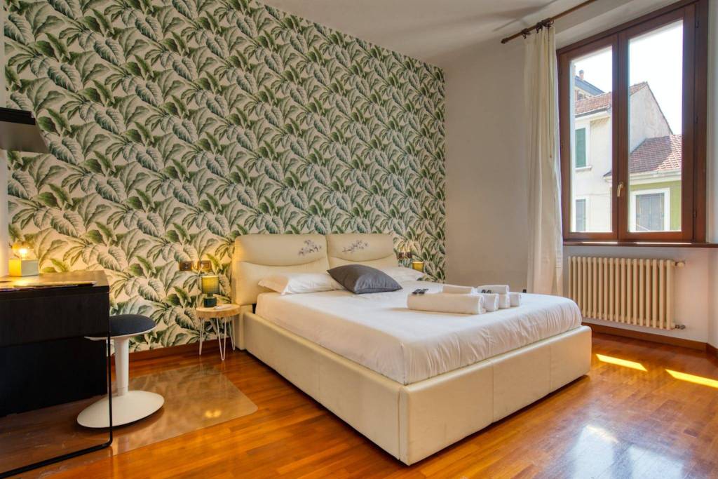 Appartamento in affitto a Milano via Imola