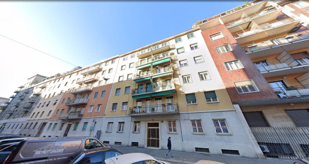 Appartamento in affitto a Milano via Valparaiso