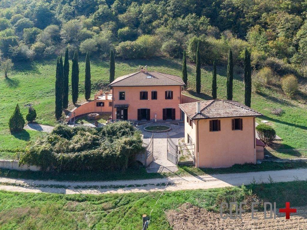 Villa in vendita a Belmonte in Sabina strada Ramiato