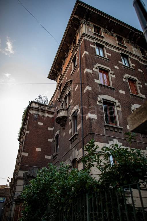 Appartamento in vendita a Milano viale Monza, 111