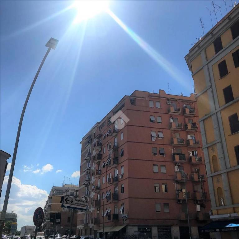 Appartamento in vendita a Roma via di Casal Bertone, 147
