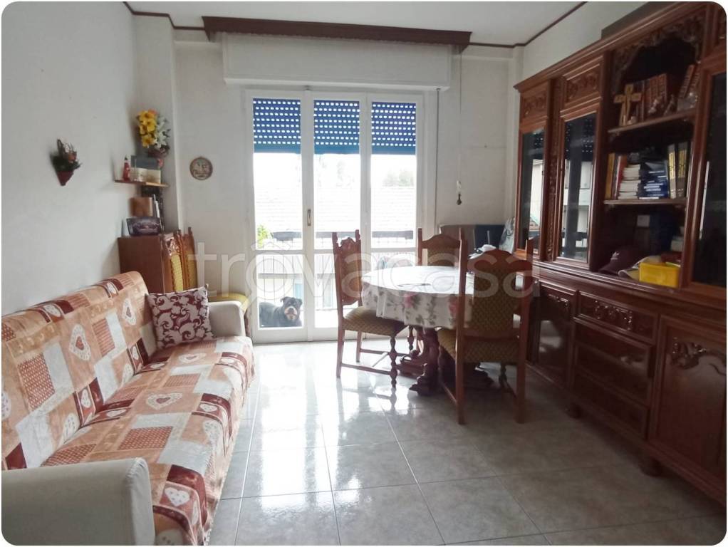 Appartamento in vendita a Baranzate via Gradisca, 16
