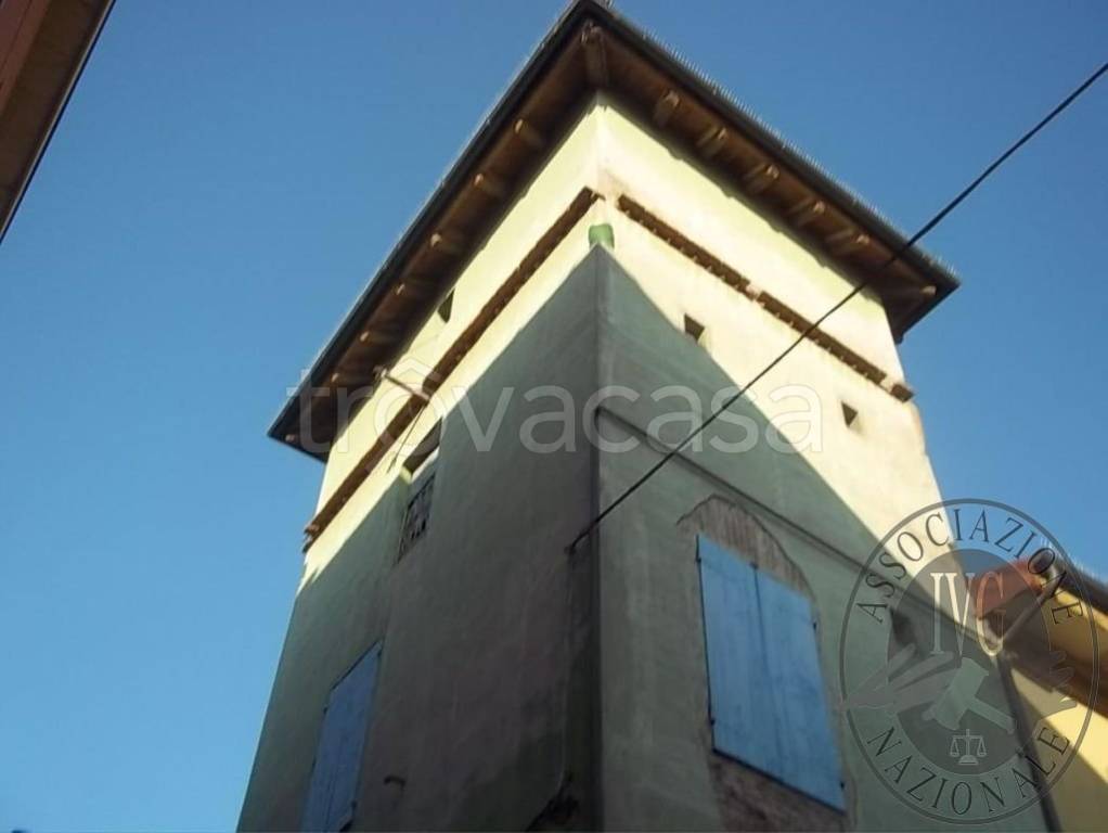 Casa Indipendente in in vendita da privato a Castelfranco Emilia via Giosuè Carducci, 25