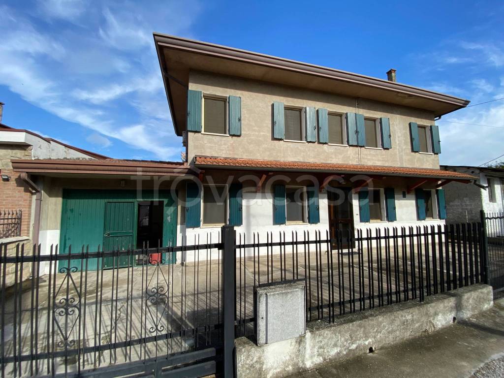 Villa in in vendita da privato ad Anguillara Veneta via Vittorio Veneto, 13