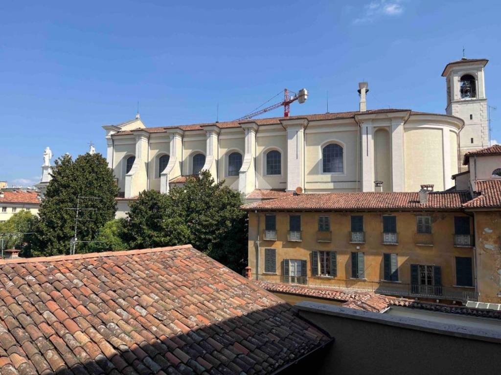 Appartamento in vendita a Brescia corso Martiri della Libertà, 54