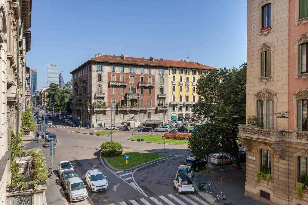 Appartamento in vendita a Milano via Alessandro Manzoni