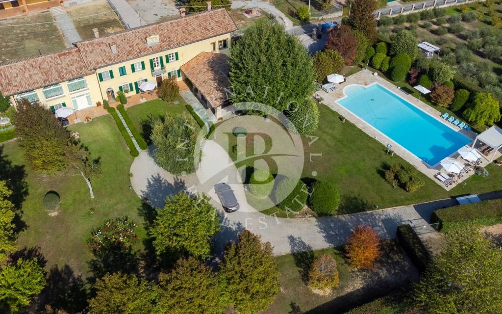Villa in vendita a Costigliole d'Asti
