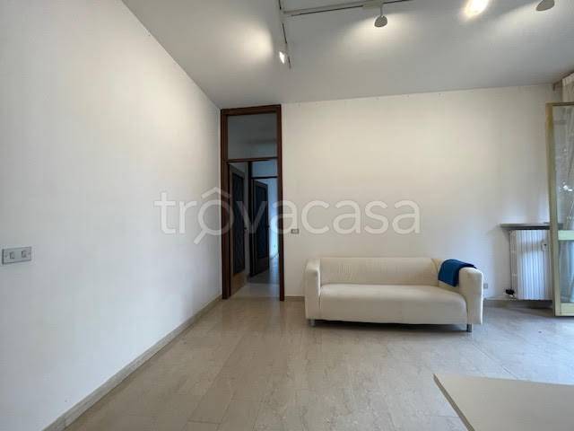 Appartamento in vendita a Varese via Tonale, 3