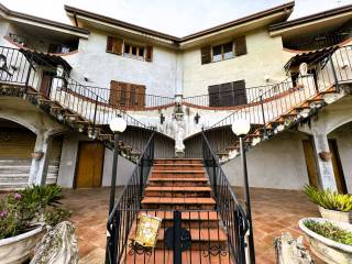 Casa indipendente in vendita a fermo via contrada camara di torre