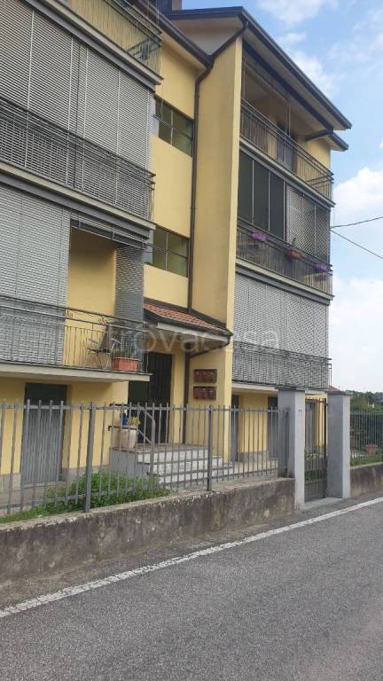 Appartamento in in vendita da privato a Oleggio Castello via Antonio Gramsci, 19