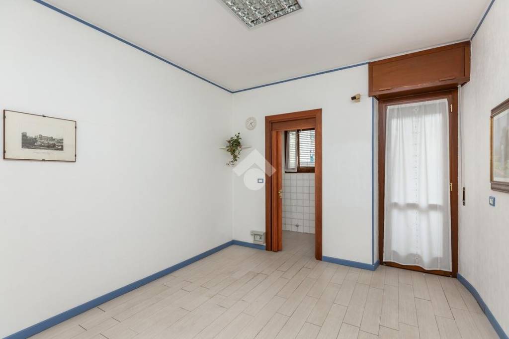 Appartamento in vendita a Beinasco via Giovanni Giolitti, 1