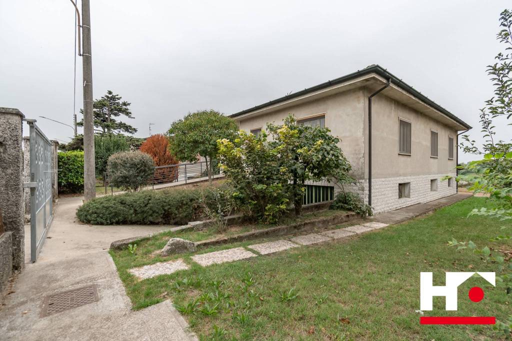 Villa in vendita a Pavone del Mella via 25 Aprile, 11