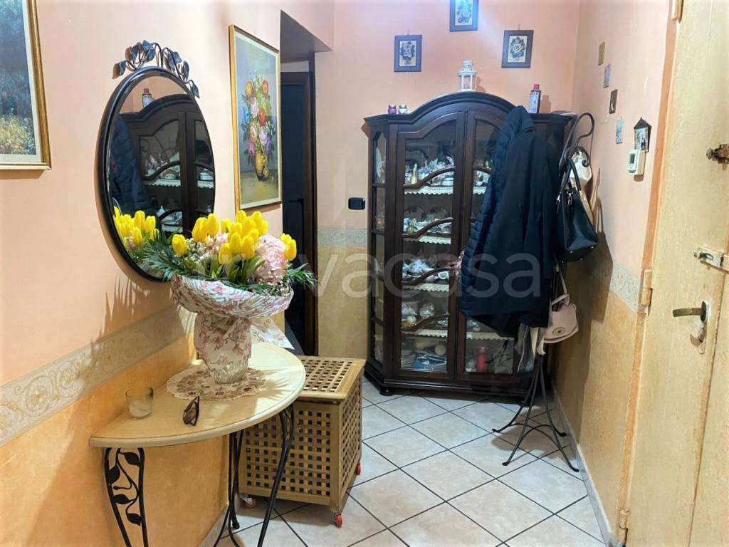 Appartamento in vendita a Castellammare di Stabia via Surripa, 56