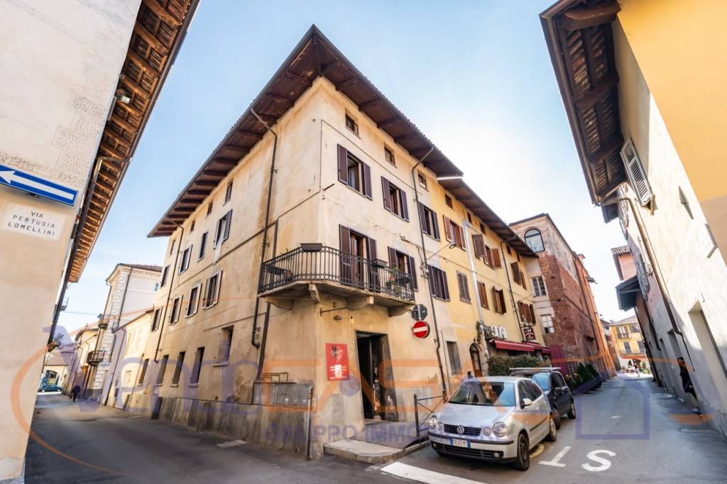 Appartamento in vendita a Carmagnola via Pertusia Lomellini, 12