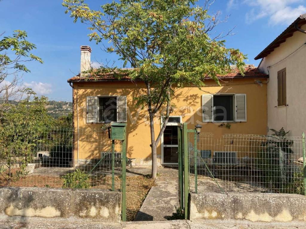 Casa Indipendente in vendita a Cugnoli contrada Andragona