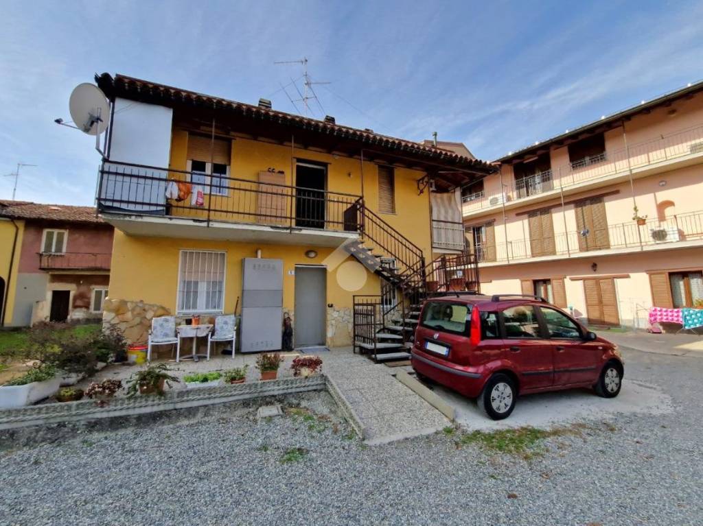 Appartamento in vendita a Mapello piazza Sant'Alberto, 2