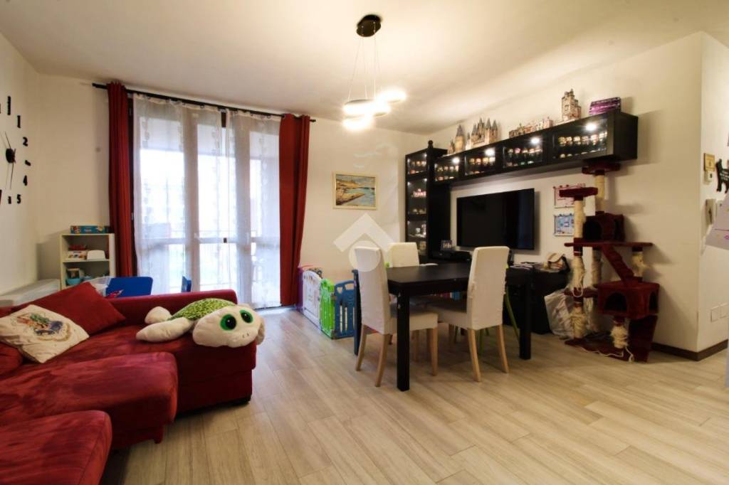 Appartamento in vendita a San Martino Siccomario via Madonna, 61
