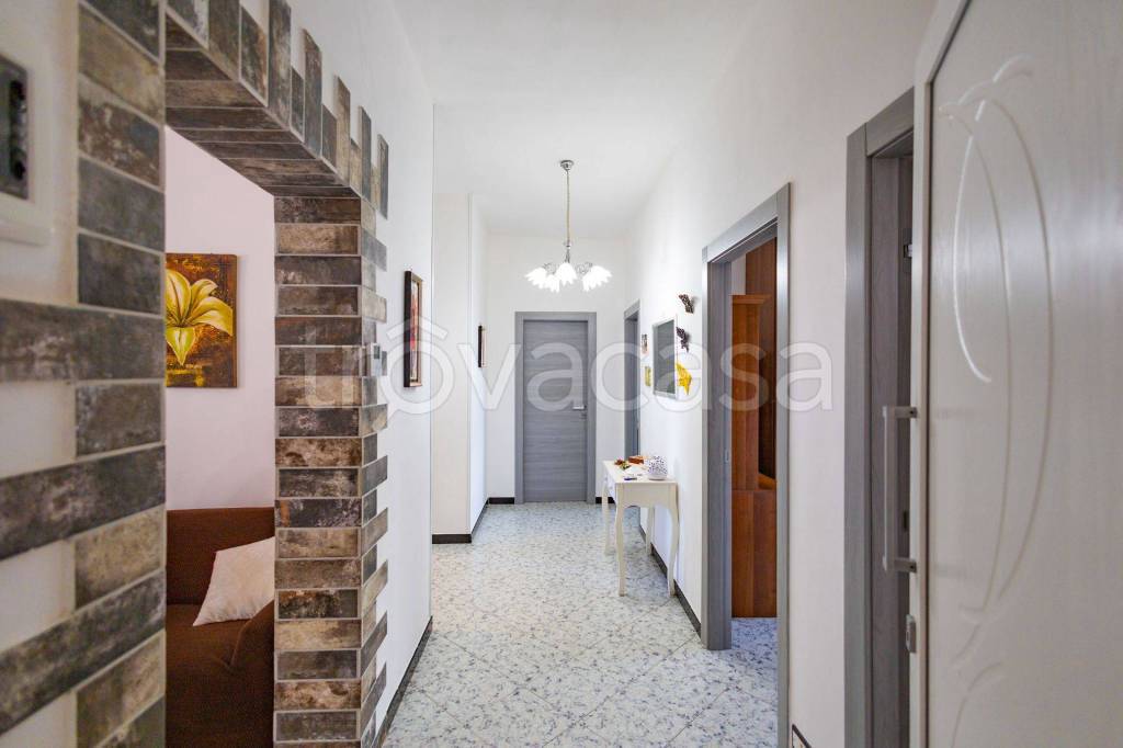 Appartamento in vendita a Vernole piazza ina-casa, 6, 73029 Pisignano le, Italia