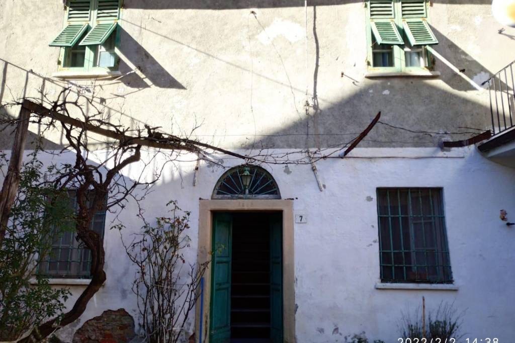 Casa Indipendente in in vendita da privato a Parodi Ligure salita Colla, 7